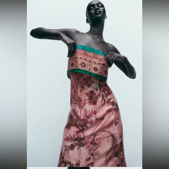 ZARA PRINTED STRAPLESS MIDI DRESS - BRAND NEW WITH TAG. Size XS true to size - Picture 2 of 7